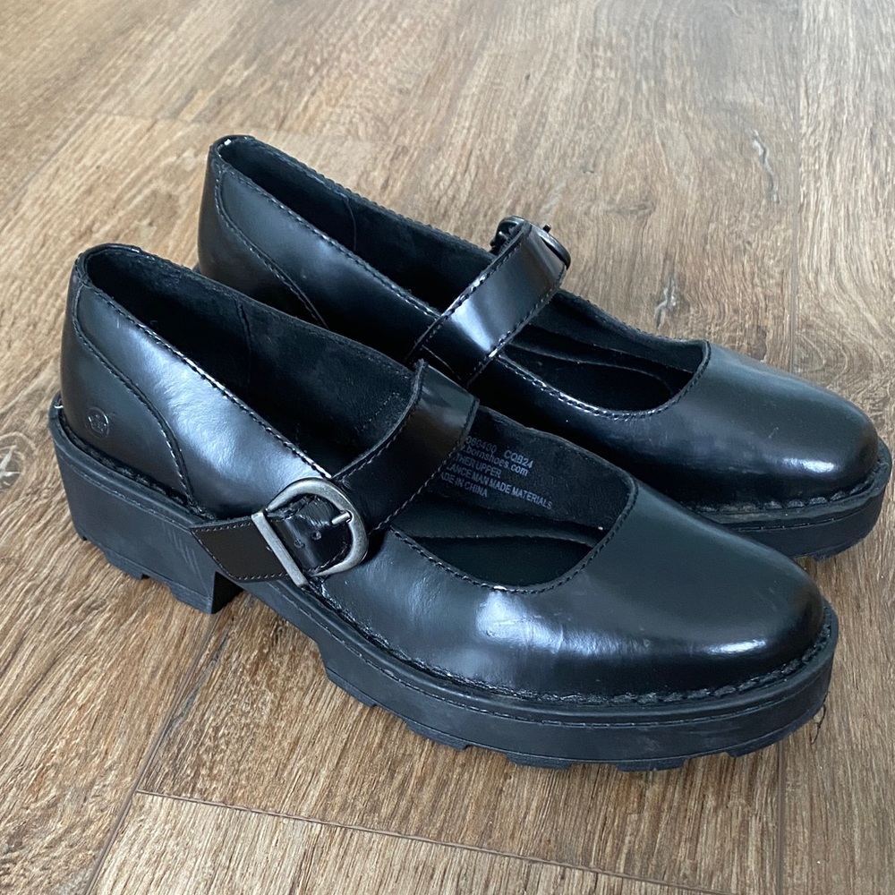 Born Casandra Women's US 7 Black Leather Comfort Mary Jane Shoes